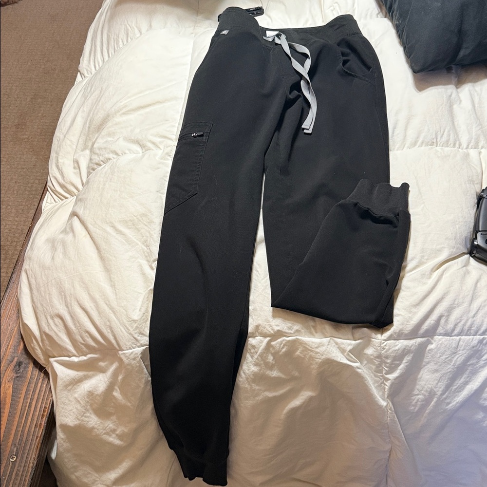 FIGS Zamora jogger XS. Not petite, not the high waisted. No stains/tears